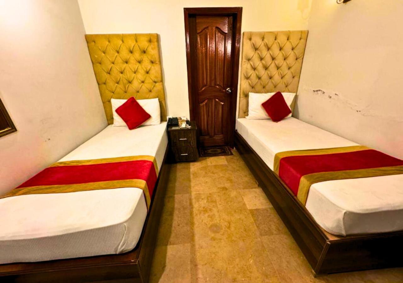 Doves Inn Hotel Kalma Chowk Lahore Exterior photo